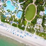 Lovely Deluxe Unit Located At Ritz Carlton - Key Biscayne!